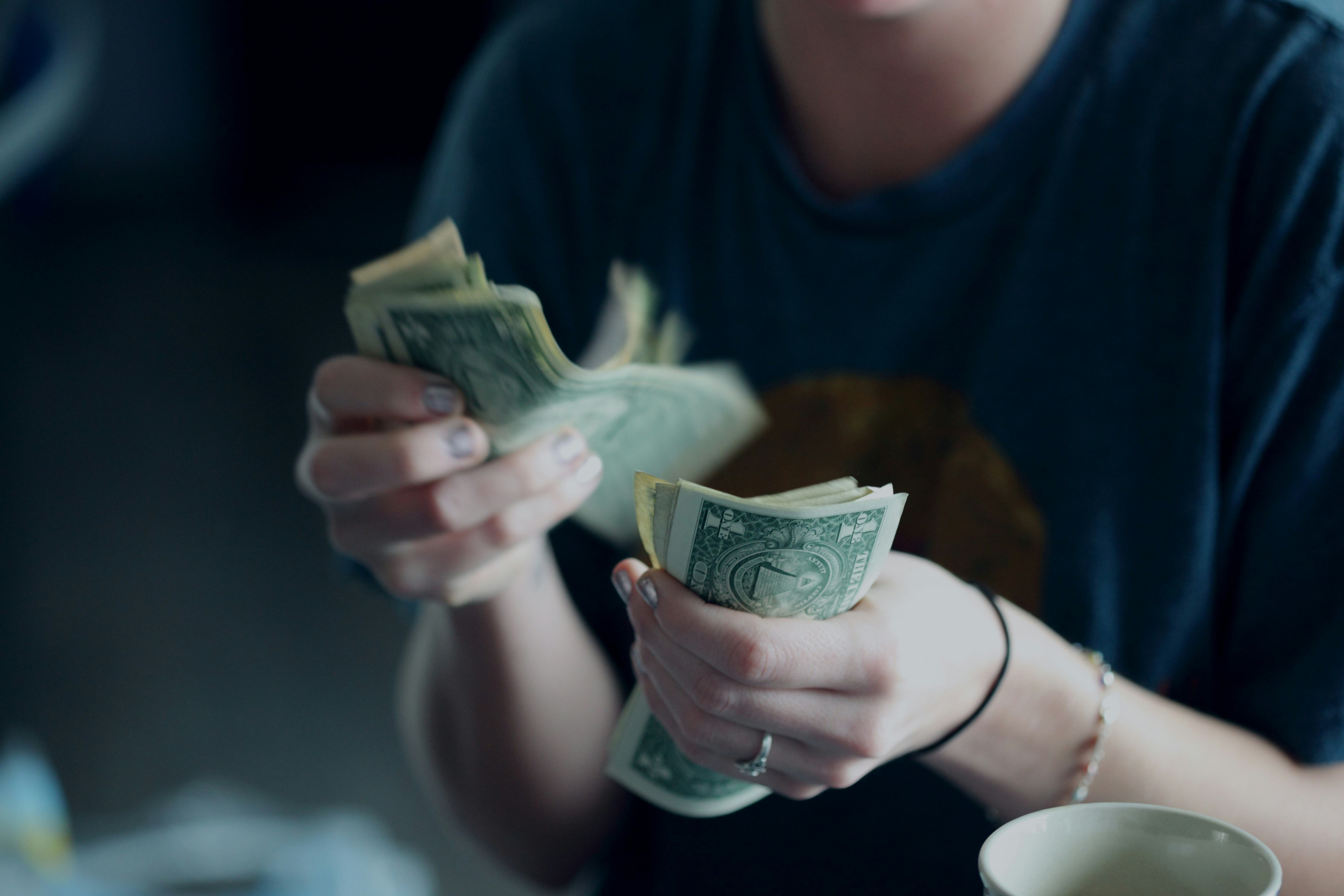 Managing Debt: How to Stay Financially Healthy